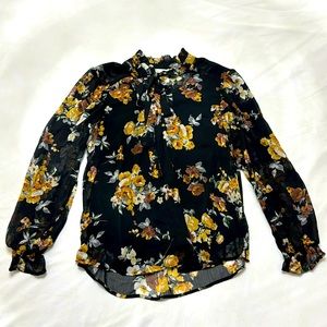 June & Hudson long sleeve, floral, tiny neck, gold detail
